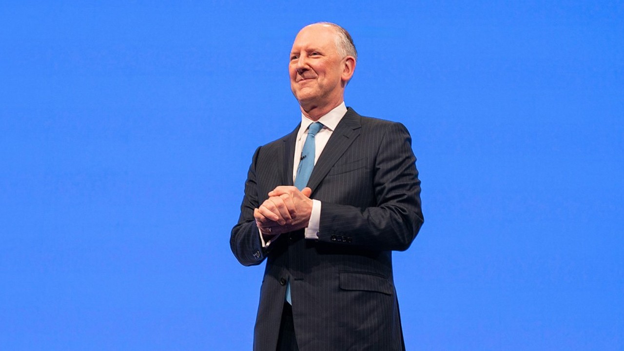 Peter Zaffino ประธานกรรมการและประธานเจ้าหน้าที่บริหาร AIG